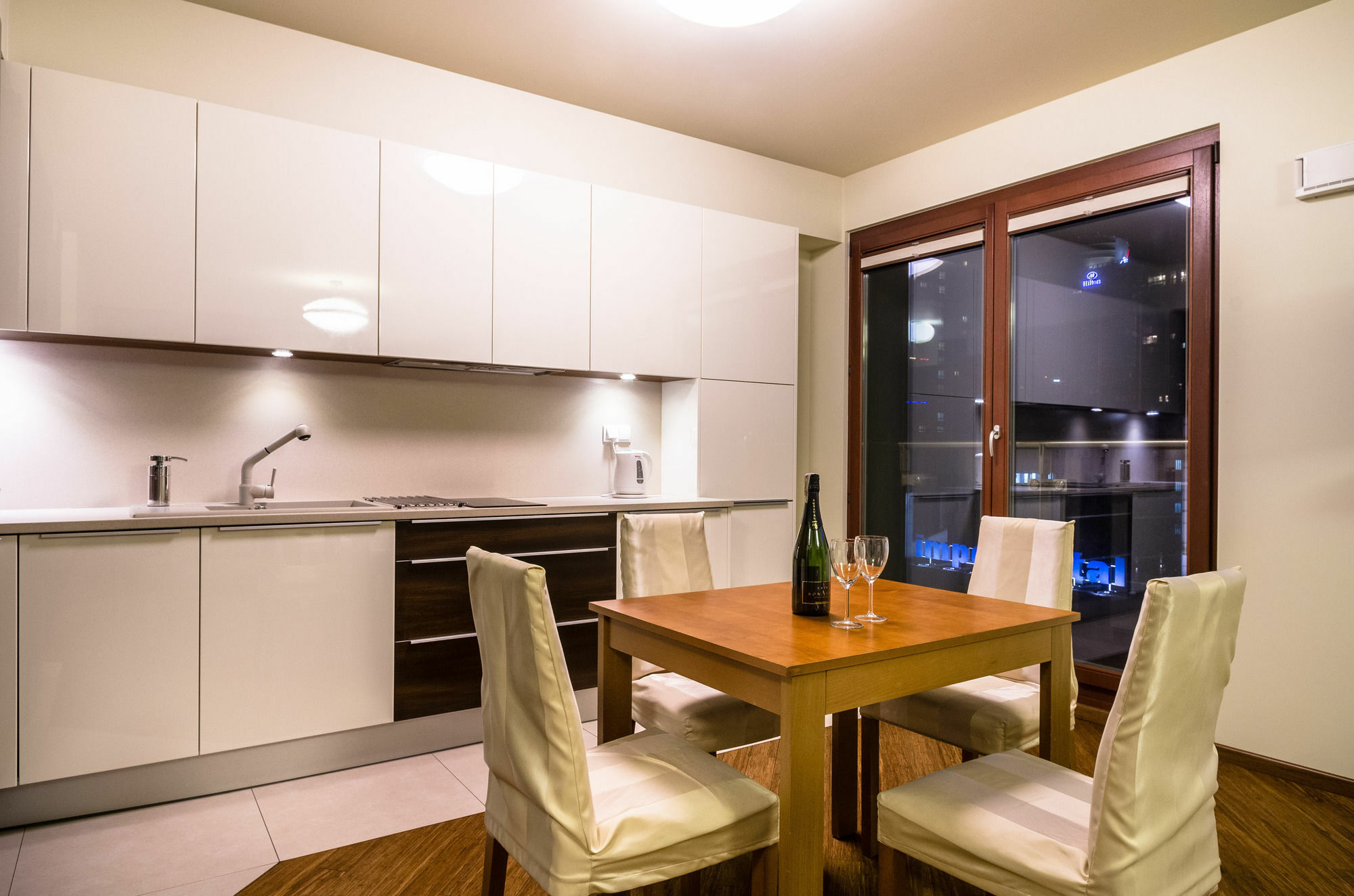Silver Apartments Varsovie Extérieur photo